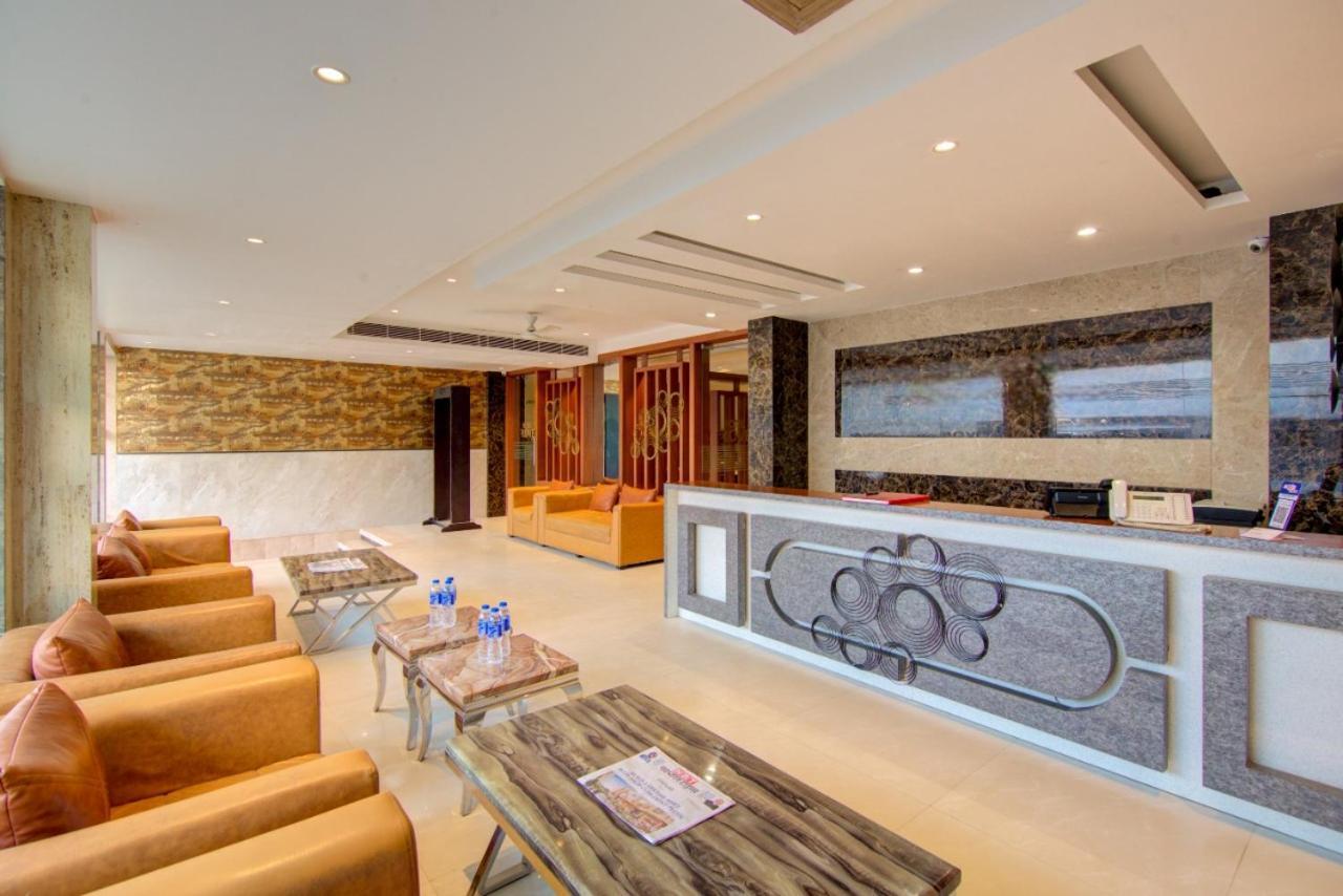 The Elevate Hotel - Near Delhi International Airport New Delhi Extérieur photo