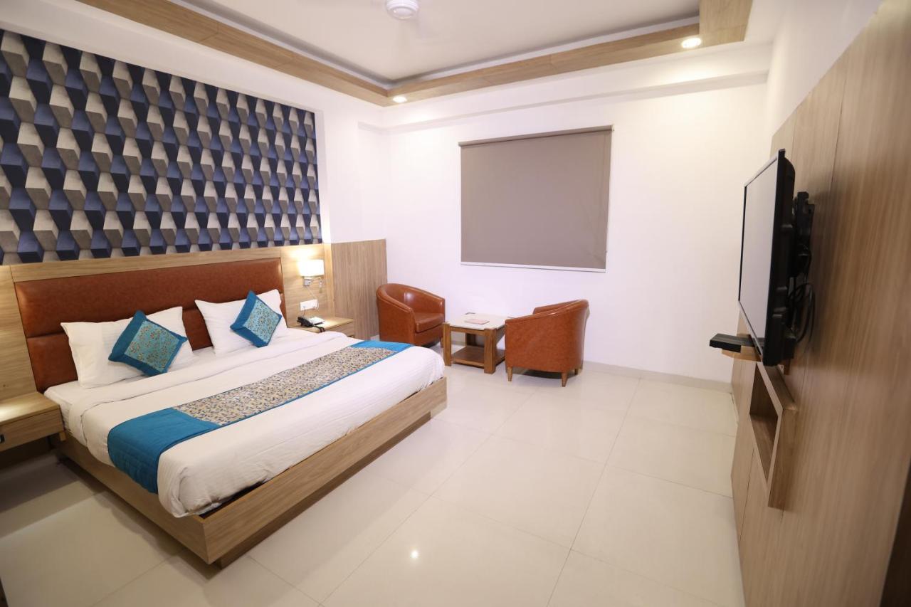 The Elevate Hotel - Near Delhi International Airport New Delhi Extérieur photo