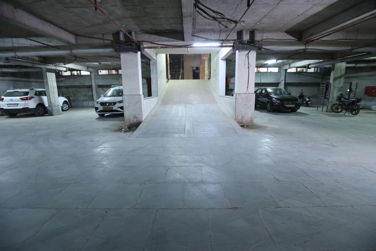 The Elevate Hotel - Near Delhi International Airport New Delhi Extérieur photo