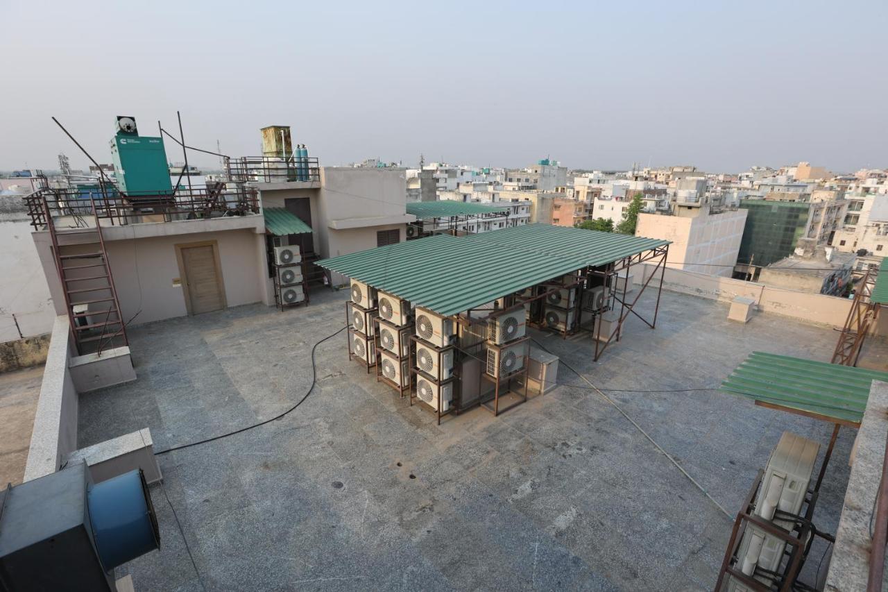 The Elevate Hotel - Near Delhi International Airport New Delhi Extérieur photo