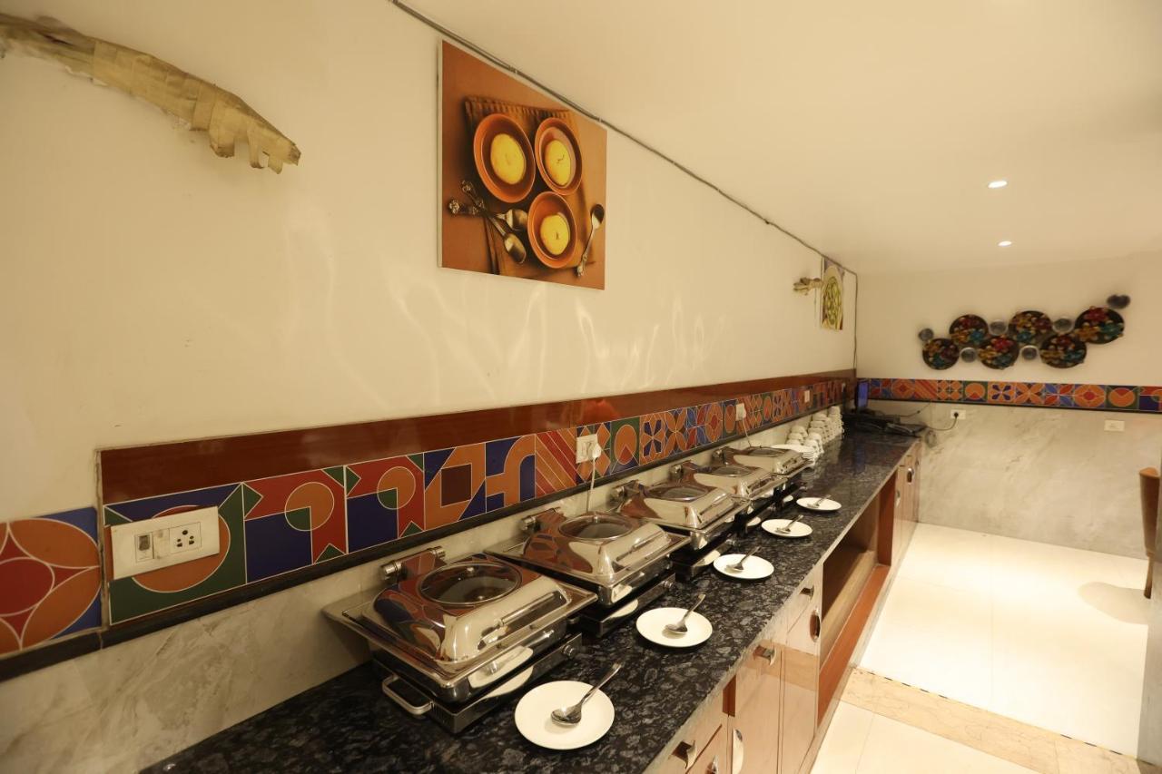 The Elevate Hotel - Near Delhi International Airport New Delhi Extérieur photo